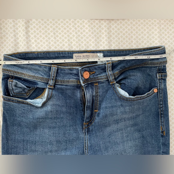 Zara Slim fit/Skinny Jeans. Size US04 - Picture 4 of 7